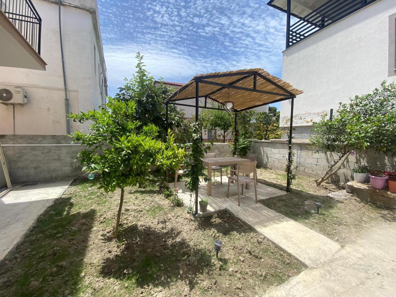 Vlorë Vila Luani מראה חיצוני תמונה